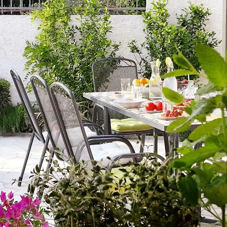 House Mediteran *